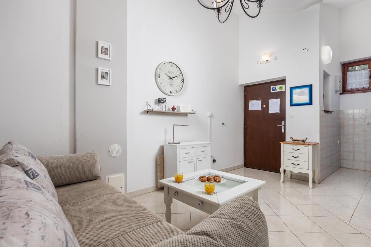 Rona Apartment Janja Barbariga Exteriör bild